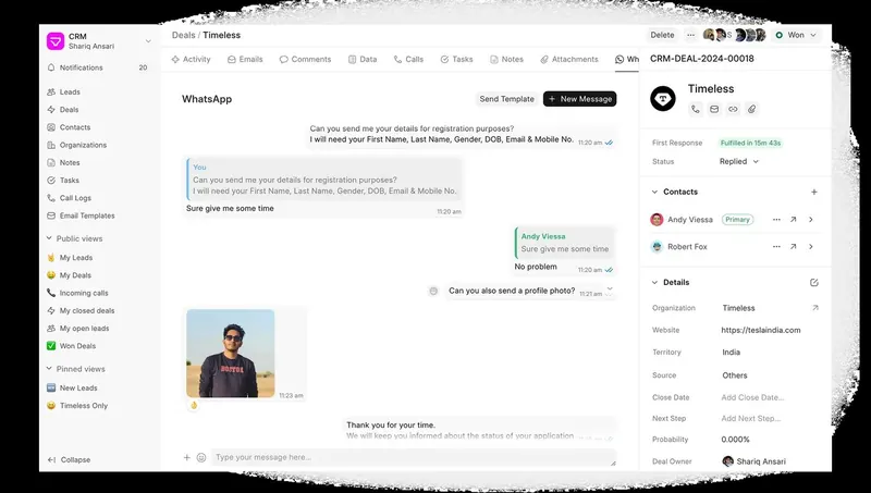 CRM cu WhatsApp — E-mail, apeluri, sarcini și notițe în aceeași fișă, cu timp de primul răspuns. Sursa: frappe.io